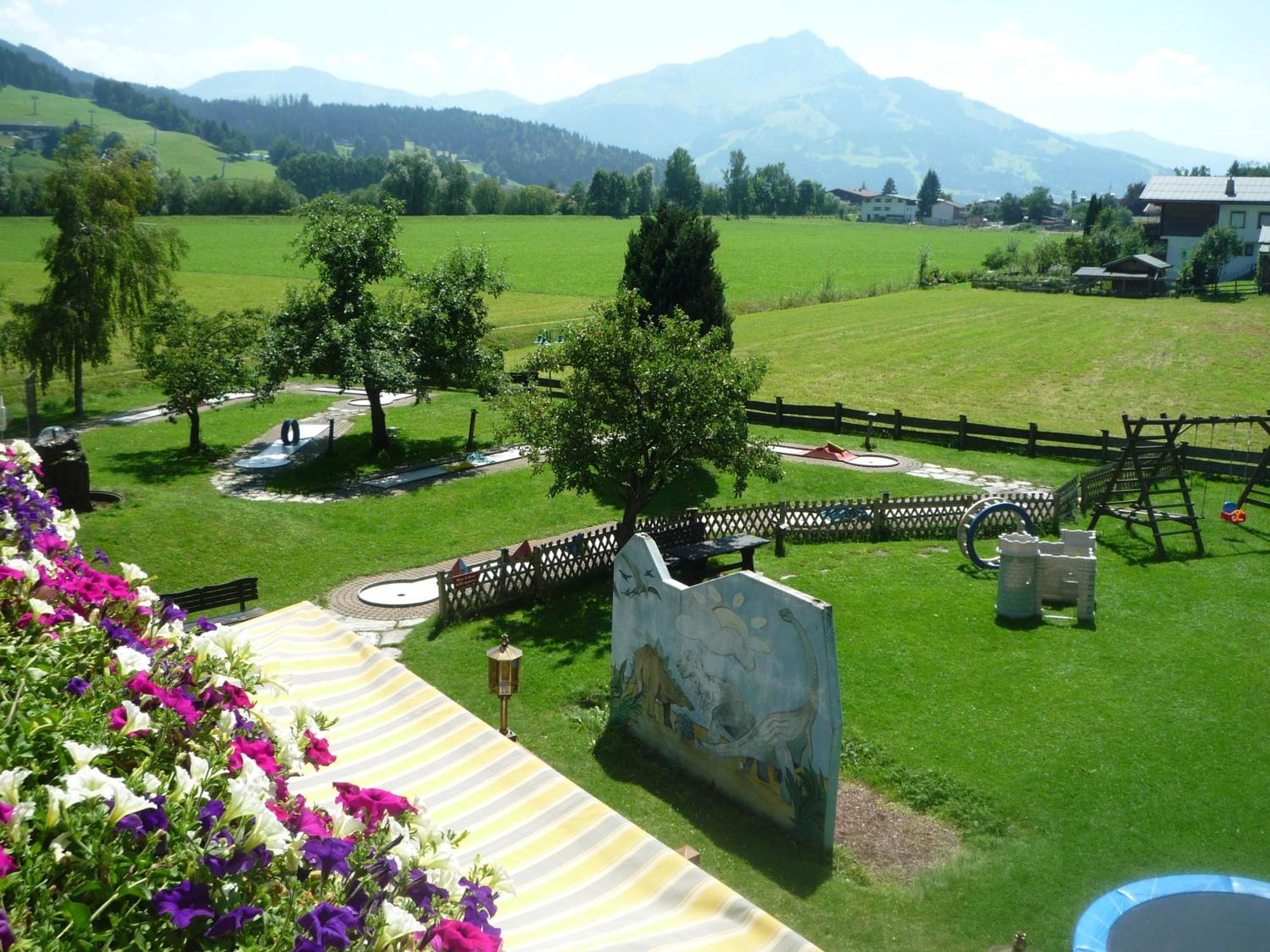 Hotel Neuwirt Kirchdorf in Tirol Extérieur photo